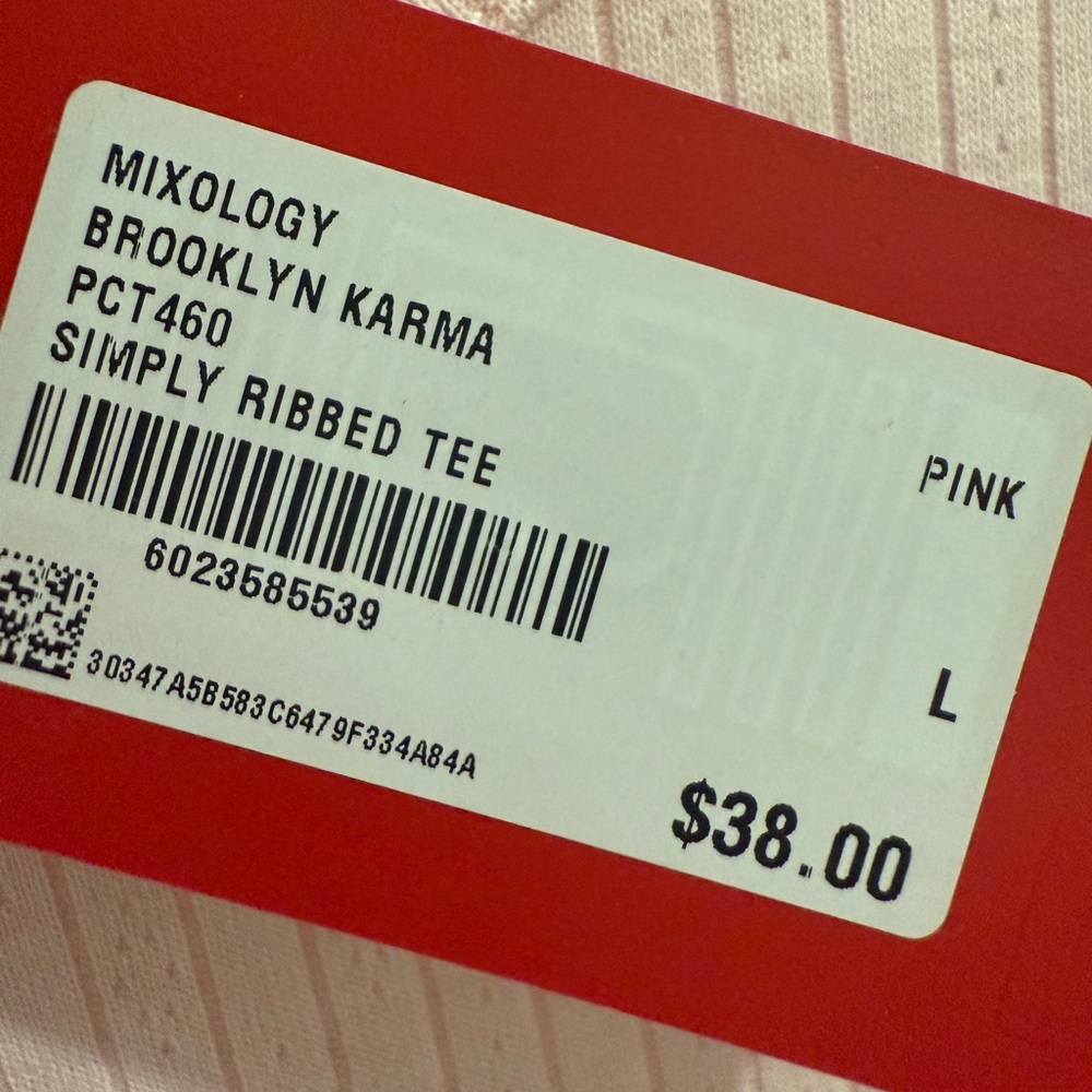 Brooklyn Karma Pink Ribbed Short Sleeve Top - Picture 2 of 3